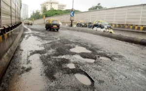 Bombay High Court Slams Civic Apathy, Orders Accountability Over Pothole Deaths and Poor Road Maintenance Across Maharashtra's Municipal Corporations
