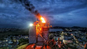 Madras High Court Sets Aside Order on Karthigai Deepam at Thiruparankundram Hill, Citing Law and Public Peace Concerns