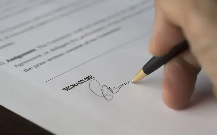 Photocopy of Rent Agreement Cannot Be Sent for Handwriting Expert Examination Without Original: Allahabad High Court