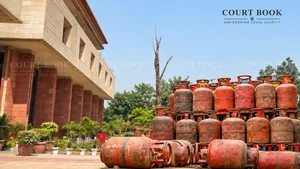 Delhi High Court Seeks Centre’s Response on Mandatory Aadhaar Biometric Authentication for LPG Refills